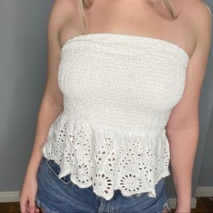 White scrunch Top w/ crotchet details